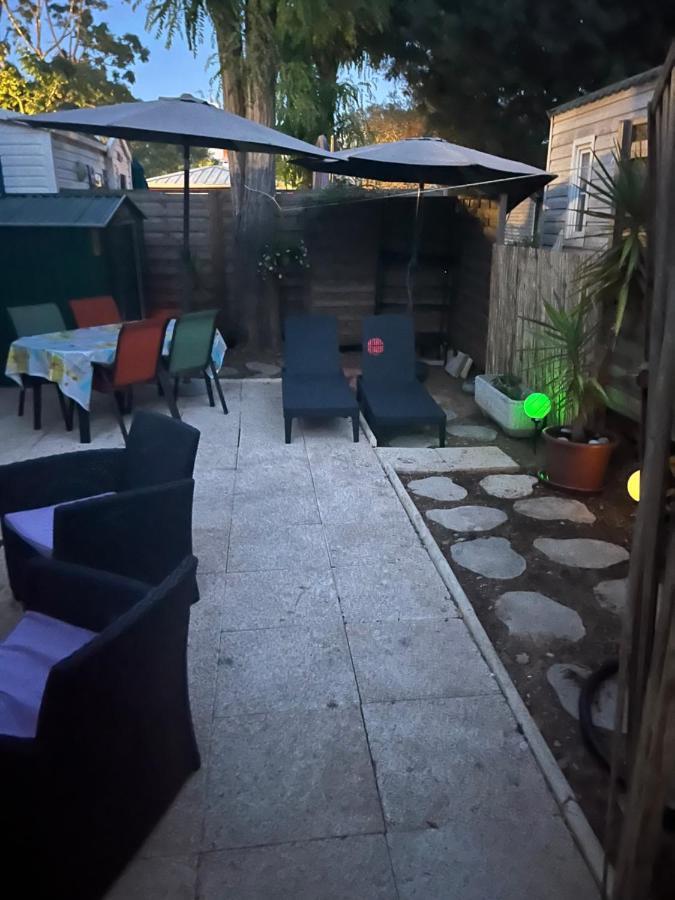 Mobil Home Bungalow 6 Personnes Villeneuve Loubet Plage Marina Baie Des Anges Bagian luar foto